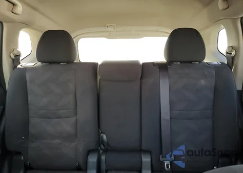 2016 Nissan Rogue S z USA, uszkodzony, nr VIN KNMAT2MT9GP613151